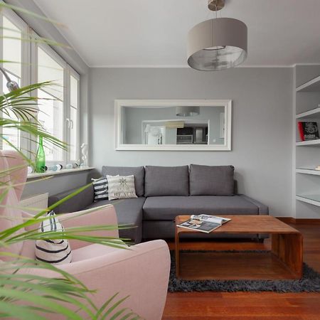 View Apartment Powisle Varşovia Exterior foto